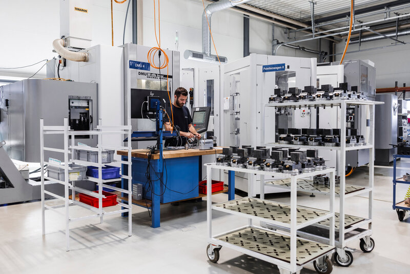 CNC Turning and Milling Center